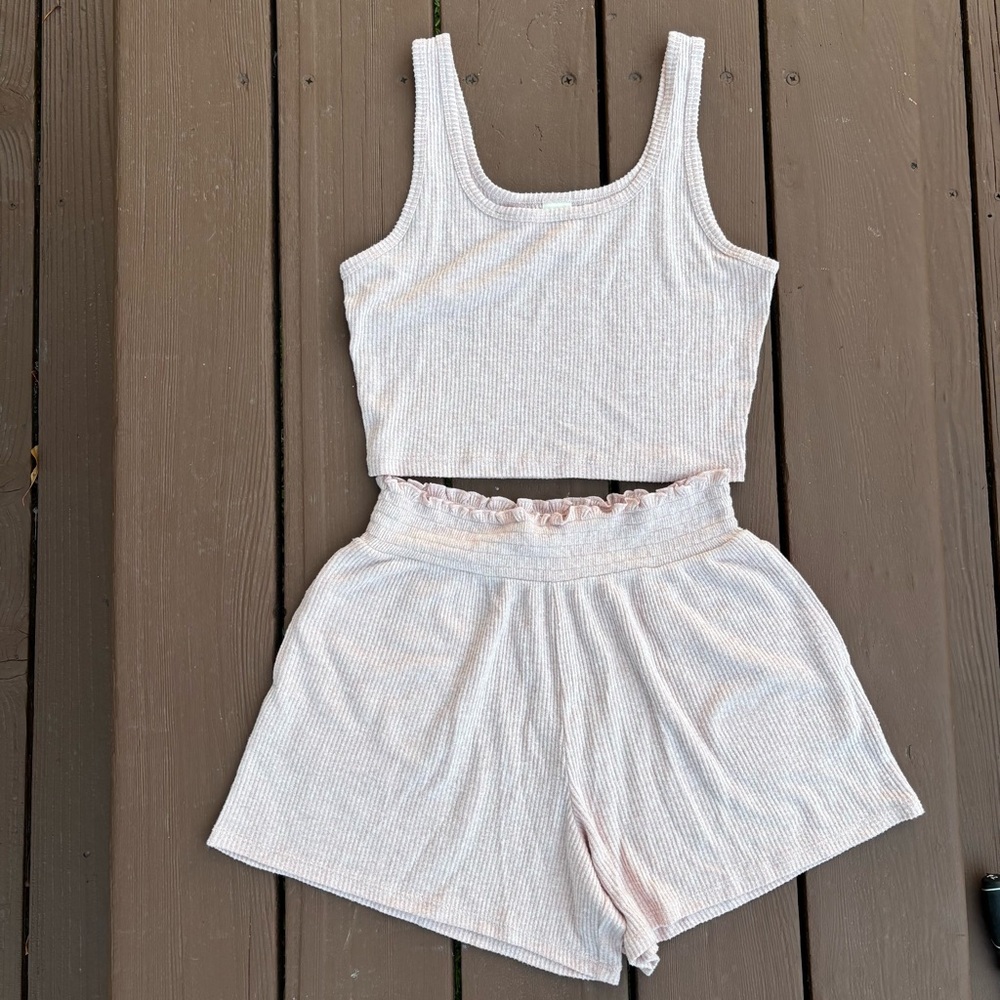 Open Edit Comfy Thermal Shortie Pajamas | Size XS - Picture 2 of 8